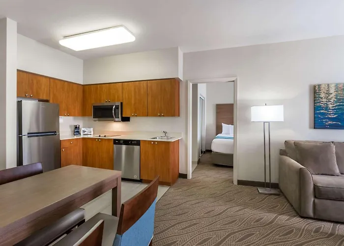 Hawthorn Extended Stay By Wyndham Naples