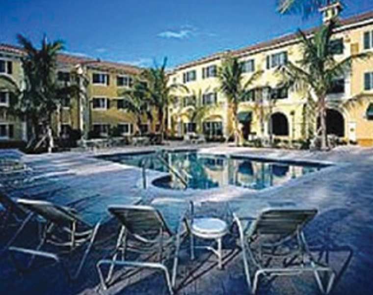 Hawthorn Extended By Wyndham Naples